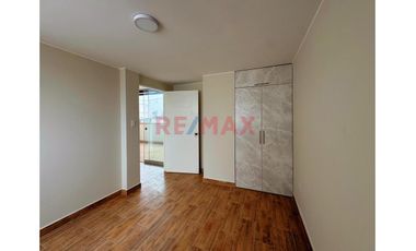 🏡✨ ¡Tu Nuevo Hogar Te Espera En Surco!    📍 Moderno Dúplex –  Piso 6