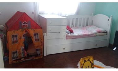 Dos unidades en block de 3 ambientes c/u por pasillo al fondo. Zona San Carlos. Apto crédito.