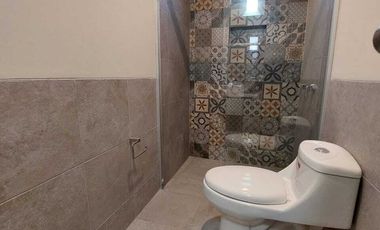 RENTO AMPLIO PENTHOUSE  SIN MUEBLES