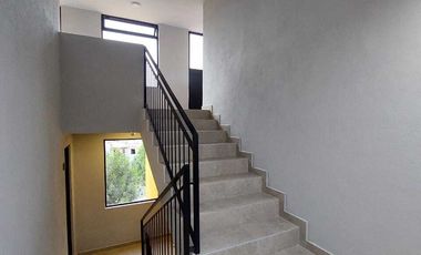 RENTO AMPLIO PENTHOUSE  SIN MUEBLES