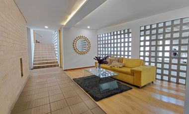 apartamento en arriendo en el peñón. Cod A126479