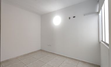 apartamento en arriendo en prados del este. Cod A27537