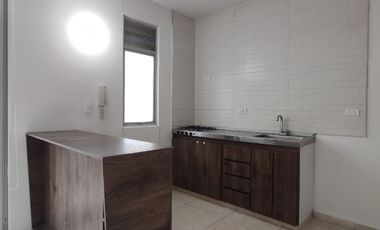 apartamento en arriendo en prados del este. Cod A27537