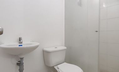 apartamento en arriendo en prados del este. Cod A27537