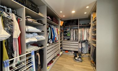 Elegante y moderna casa vista al mar en Urb. Ciudad del Mar, Manta