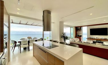 Elegante y moderna casa vista al mar en Urb. Ciudad del Mar, Manta