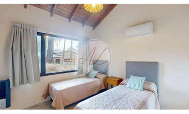 CASA 7 MZN D / BARRIO PIONEROS