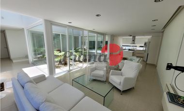 Casa en Venta - Alcino - Zona Norte - Excelente construcción