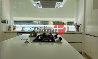 Casa en Venta - Alcino - Zona Norte - Excelente construcción