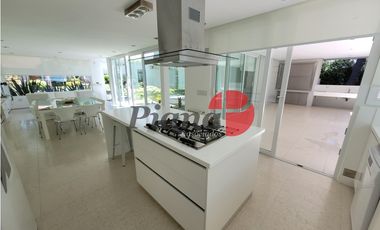 Casa en Venta - Alcino - Zona Norte - Excelente construcción