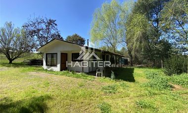 Casa en Arriendo en A 3 minutos de Quillon, Camino Publico Asfalto
