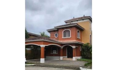 Se Alquila Hermosa casa en Costa Sur $2500