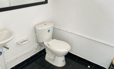 PR15049 Oficina independiente en arriendo en el sector El Portal