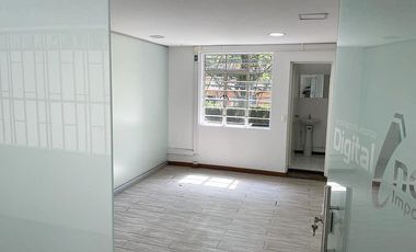 PR15049 Oficina independiente en arriendo en el sector El Portal