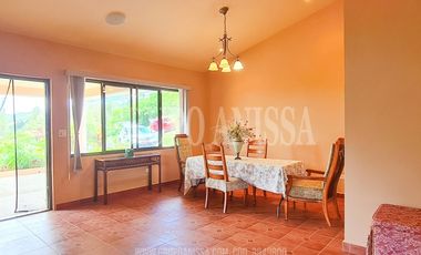 OPORTUNIDAD! Se Vende Amplia Casa en Altos del Maria