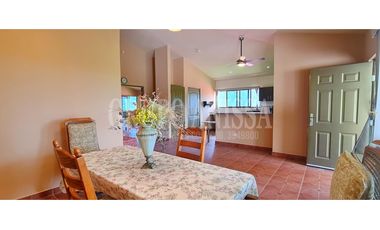 OPORTUNIDAD! Se Vende Amplia Casa en Altos del Maria