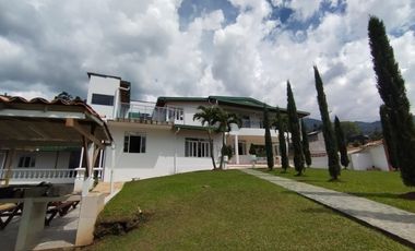 casa en arriendo/venta en las brisas. Cod V509127