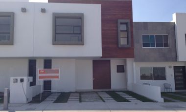 Casa en venta en Cañadas del Lago, 3 habitaciones, SalaTV, GRAN JARDÍN, Equipada