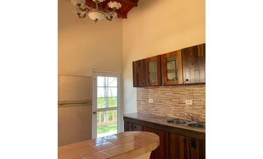 SE VENDE CASA EN CERRO AZUL 3 RECAMARAS AMOBLADA $150,000.00