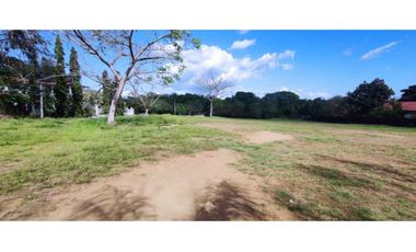 VENDO LOTE DE 8002M2 COMERCIAL