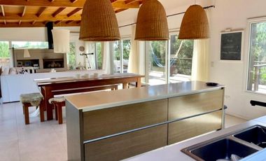 CASA EN VENTA COSTA ESMERALDA - RESIDENCIAL I 50