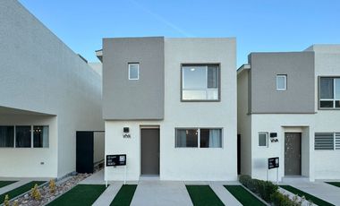 Casa en Venta al Norte Modelo Siena
