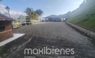 finca en arriendo/venta en copacabana. Cod A65285