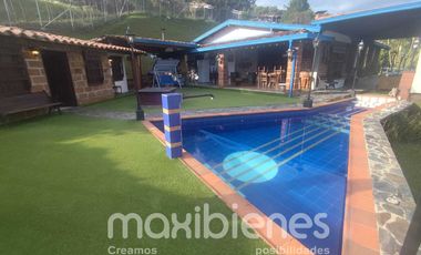 finca en arriendo/venta en copacabana. Cod A65285