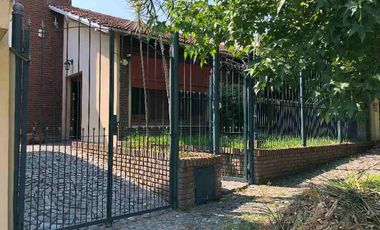 Chalet en venta en Don Bosco Este
