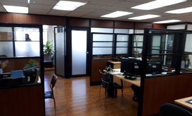 Rento Oficina de 505 m² con Divisiones en La Wimper