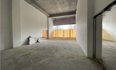 SE ALQUILA LOCAL CON TERRAZA PLANTA BAJA EL DORADO JG