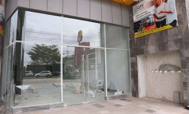 SE ALQUILA LOCAL CON TERRAZA PLANTA BAJA EL DORADO JG