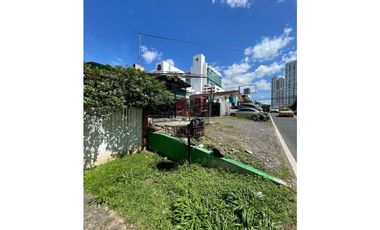 Alquiler de Terreno y Casa Comercial en San Francisco (MM)