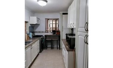 SE ALQUILA HERMOSA CASA EN EL DORADO $2,300