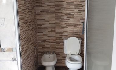 Casa para 2 Familias en venta en Wilde Centro