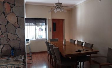 Casa para 2 Familias en venta en Wilde Centro