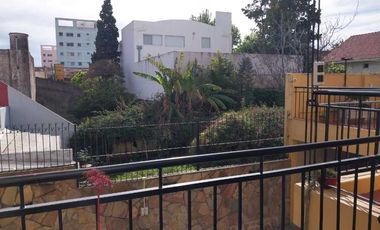 Casa para 2 Familias en venta en Wilde Centro