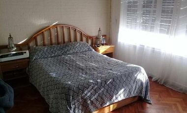 Casa PH en venta en Piñeyro