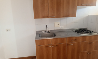 casa en arriendo en la aldea. Cod A400501