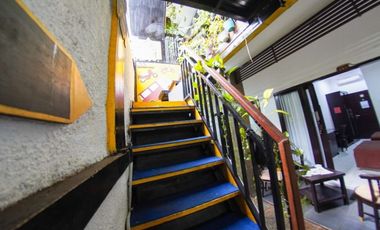 GUEST HOUSE 3 LANTAI, 8 KAMAR DEKAT PATUNG GWK