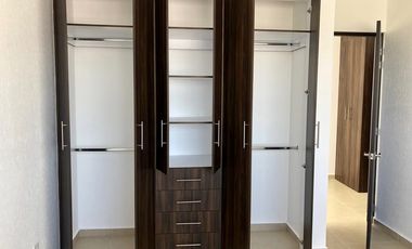 PRECIOSA CASA DE 3 NIVELES TIENE TODO!  JARDIN 70M2 GRAN SALÓN DE JUEGOS 3 REC