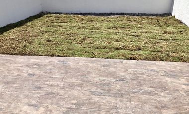 PRECIOSA CASA DE 3 NIVELES TIENE TODO!  JARDIN 70M2 GRAN SALÓN DE JUEGOS 3 REC