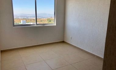 PRECIOSA CASA DE 3 NIVELES TIENE TODO!  JARDIN 70M2 GRAN SALÓN DE JUEGOS 3 REC