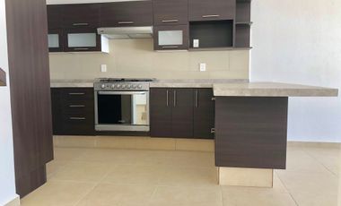 PRECIOSA CASA DE 3 NIVELES TIENE TODO!  JARDIN 70M2 GRAN SALÓN DE JUEGOS 3 REC