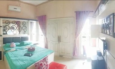 Rumah Mewah di Gayung sari Ada Kolam Renang Full Furnish