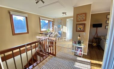 Casa en Venta en Casa en Condominio ubicada en el Portal de la Frontera, sector de alta plusvalía de la ciudad de Temuco, cercana a Colegios Pumahue y