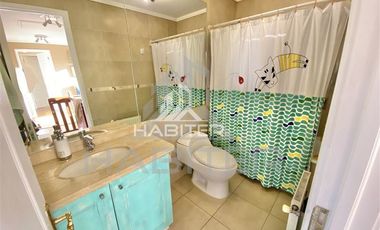 Casa en Venta en Casa en Condominio ubicada en el Portal de la Frontera, sector de alta plusvalía de la ciudad de Temuco, cercana a Colegios Pumahue y