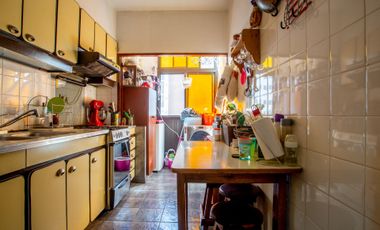 VENTA DEPTO 4 AMBIENTES, LAS FLORES AL 1600 ,WILDE