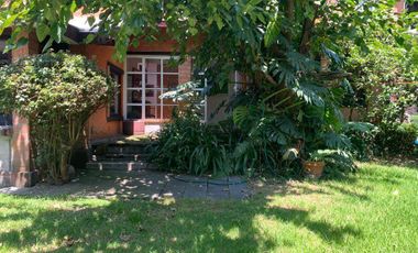 Preciosa Casa Rústica en El Centro de Coyoacán (Negociable Inversionistas)