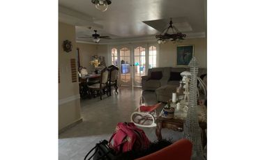Se Alquila Casa Amoblada en Las Cumbres $ 1.800